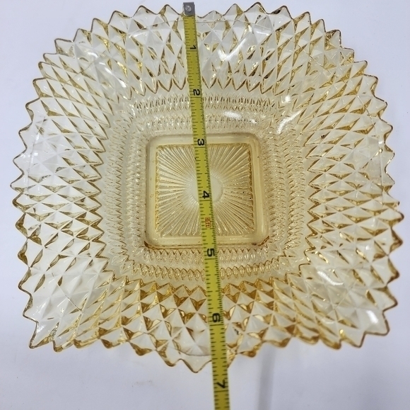Vintage Amber Yellow Hobnail Diamond Cut Scallop Edge Glass Dish Set - Picture 6 of 10